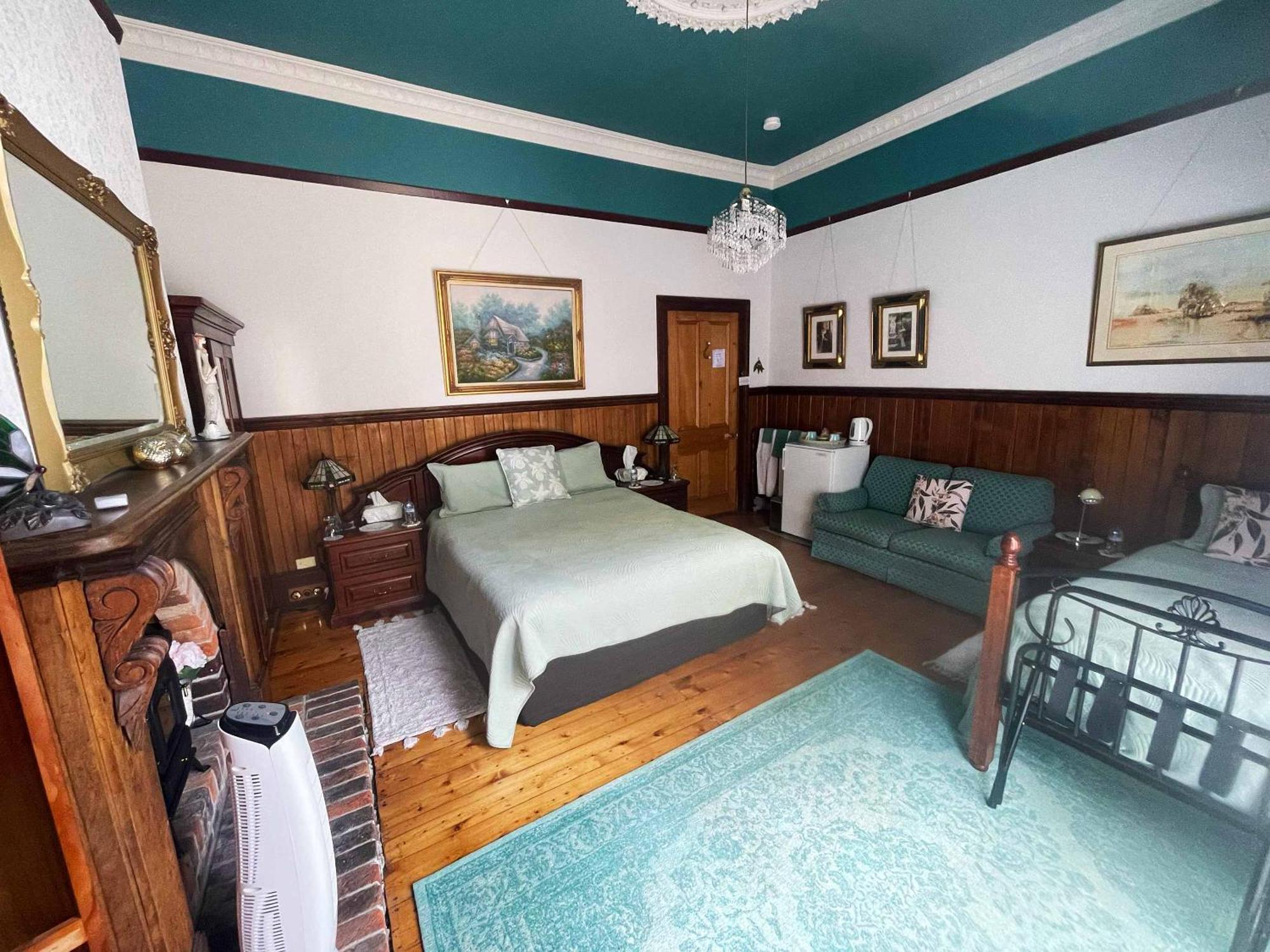 Stony Rise Cottage B&B เดวอนพอร์ต ภายนอก รูปภาพ
