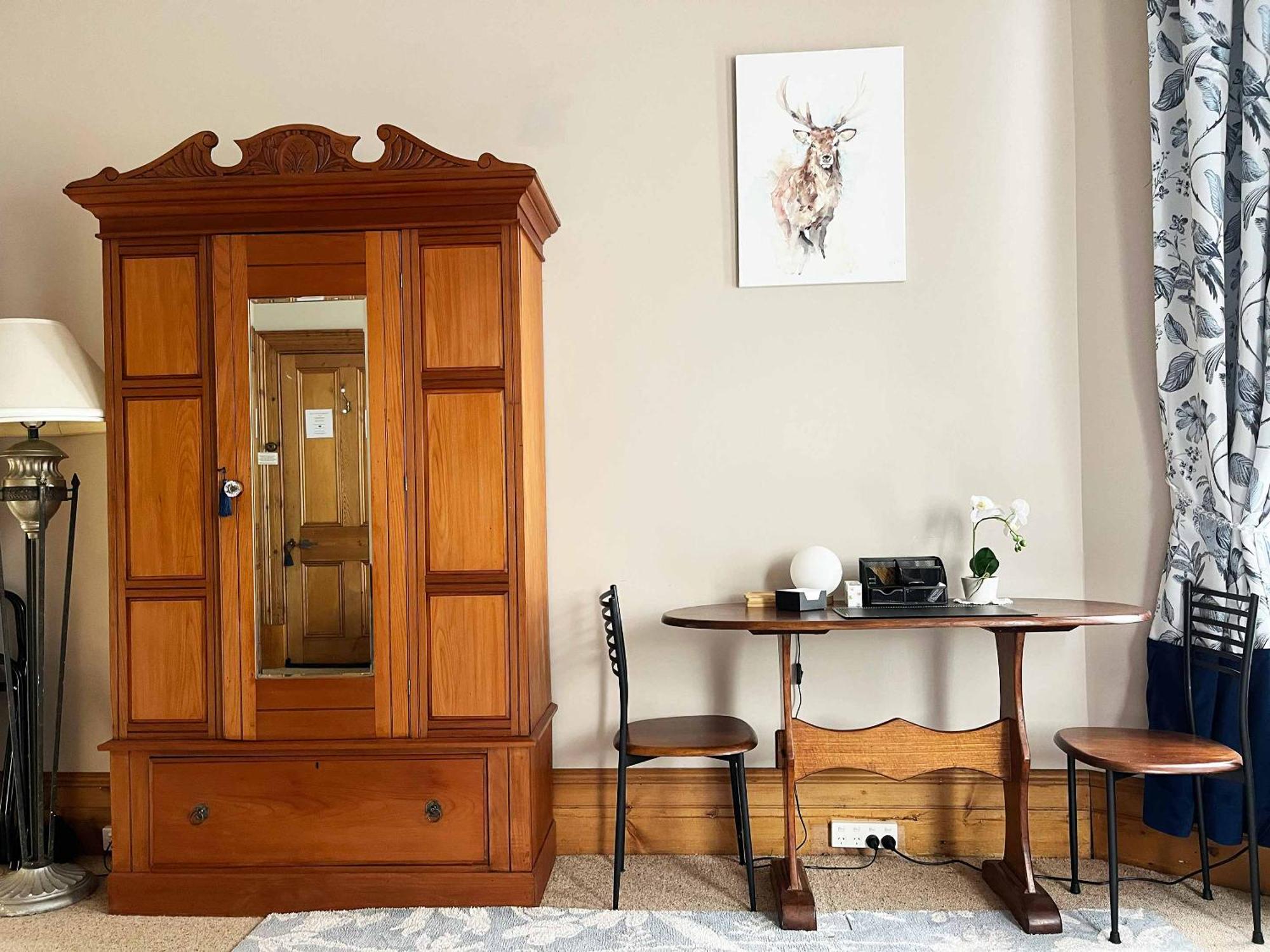 Stony Rise Cottage B&B เดวอนพอร์ต ภายนอก รูปภาพ